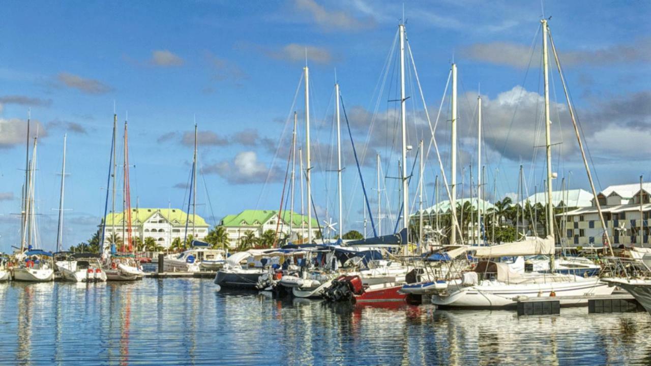Charmant duplex vue Golf - Marina de St François Saint-Francois  Extérieur photo